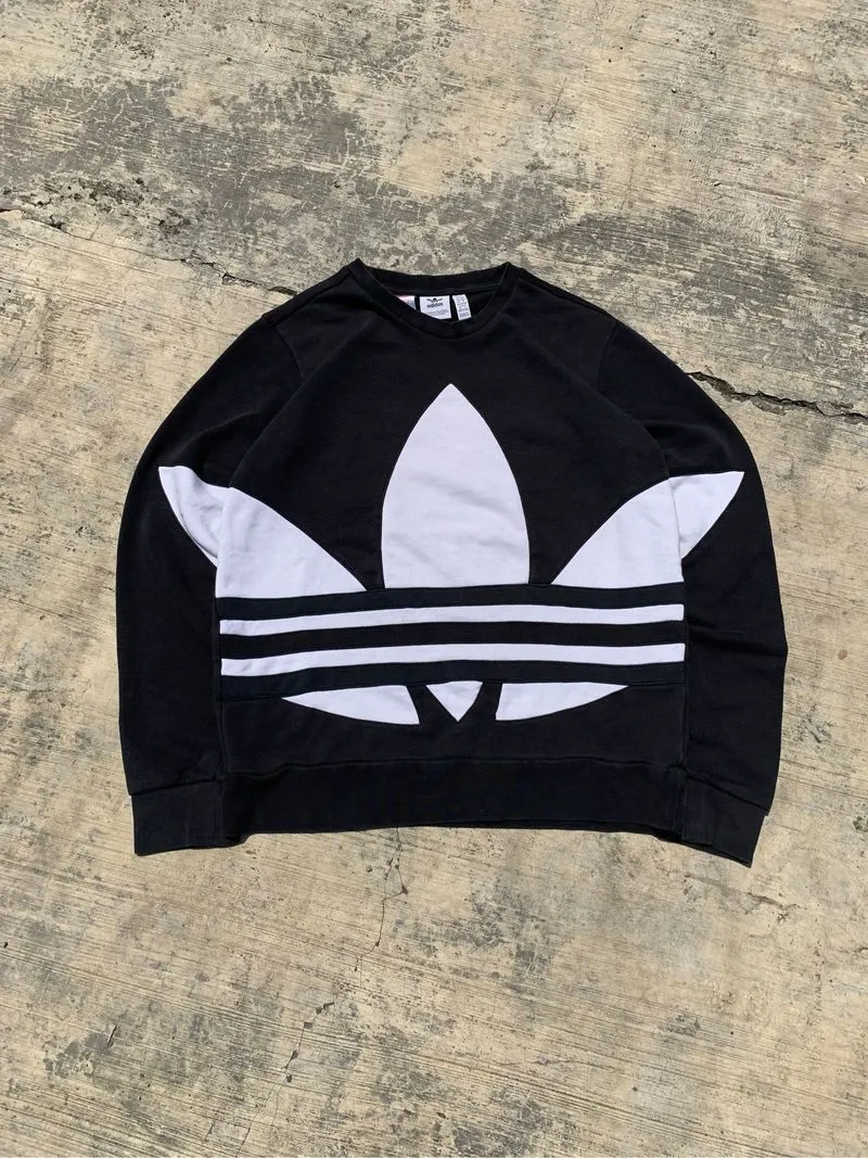 Adidas Trefoil Big Logo photo 1