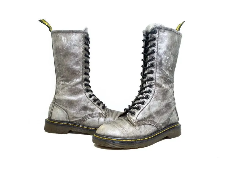 Dr. Martens 10183 14 hole with side zipper photo 1