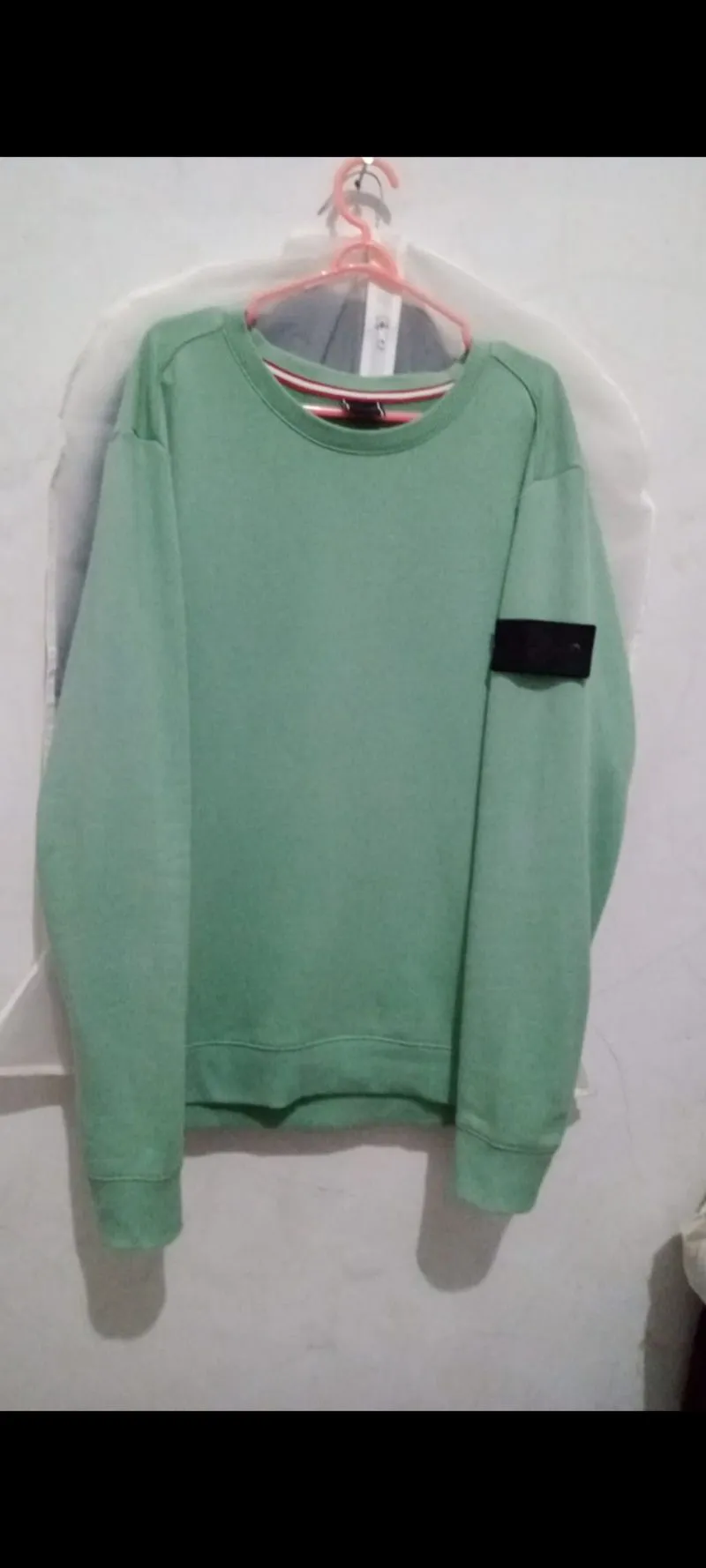 Crewneck snidder photo 1