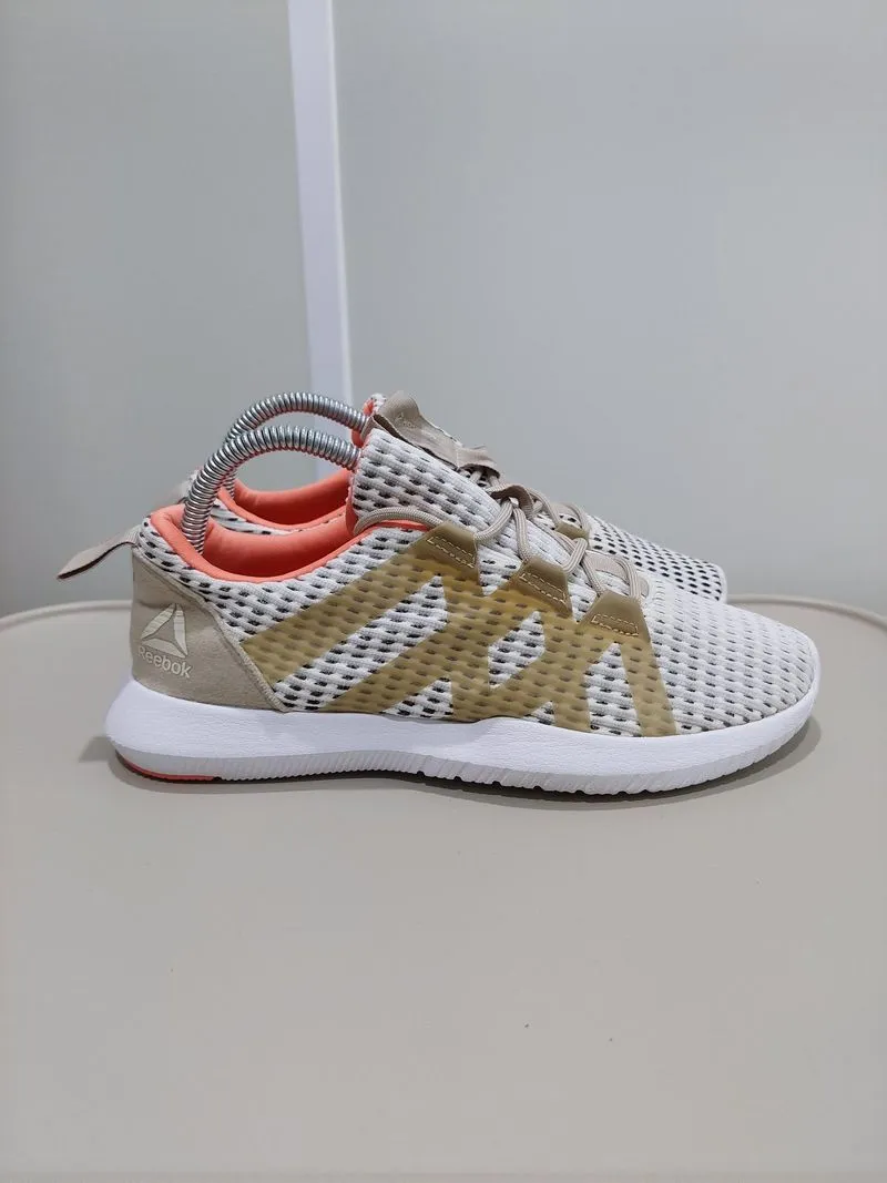 Sepatu Reebok Reago Pulse Sneakers - Size 38,5 (39) photo 1