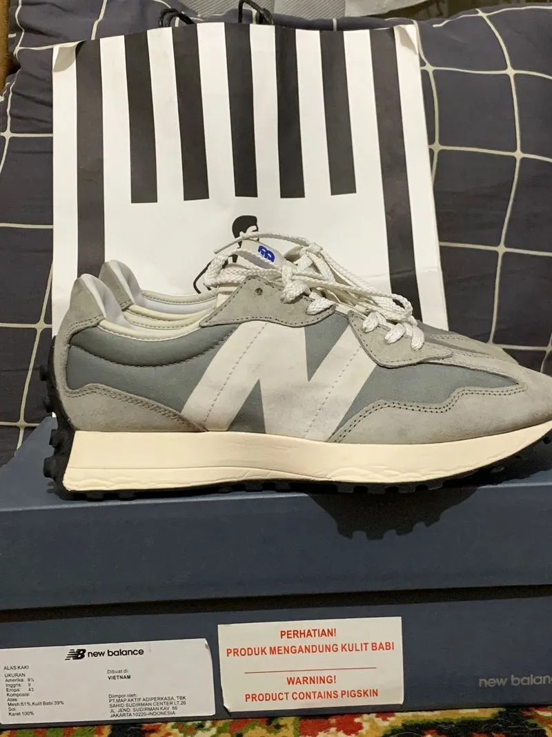 New Balance Sportswear Casual Sneakers Pria gray photo 1