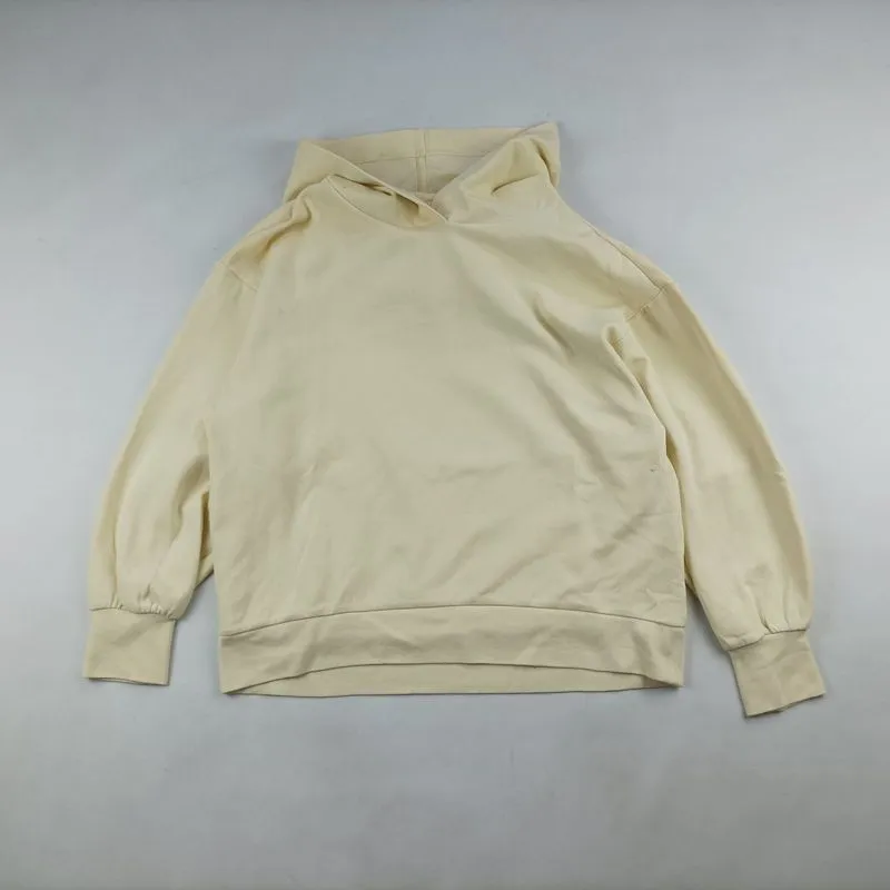 GU Hoodie size M wanita H029 photo 1