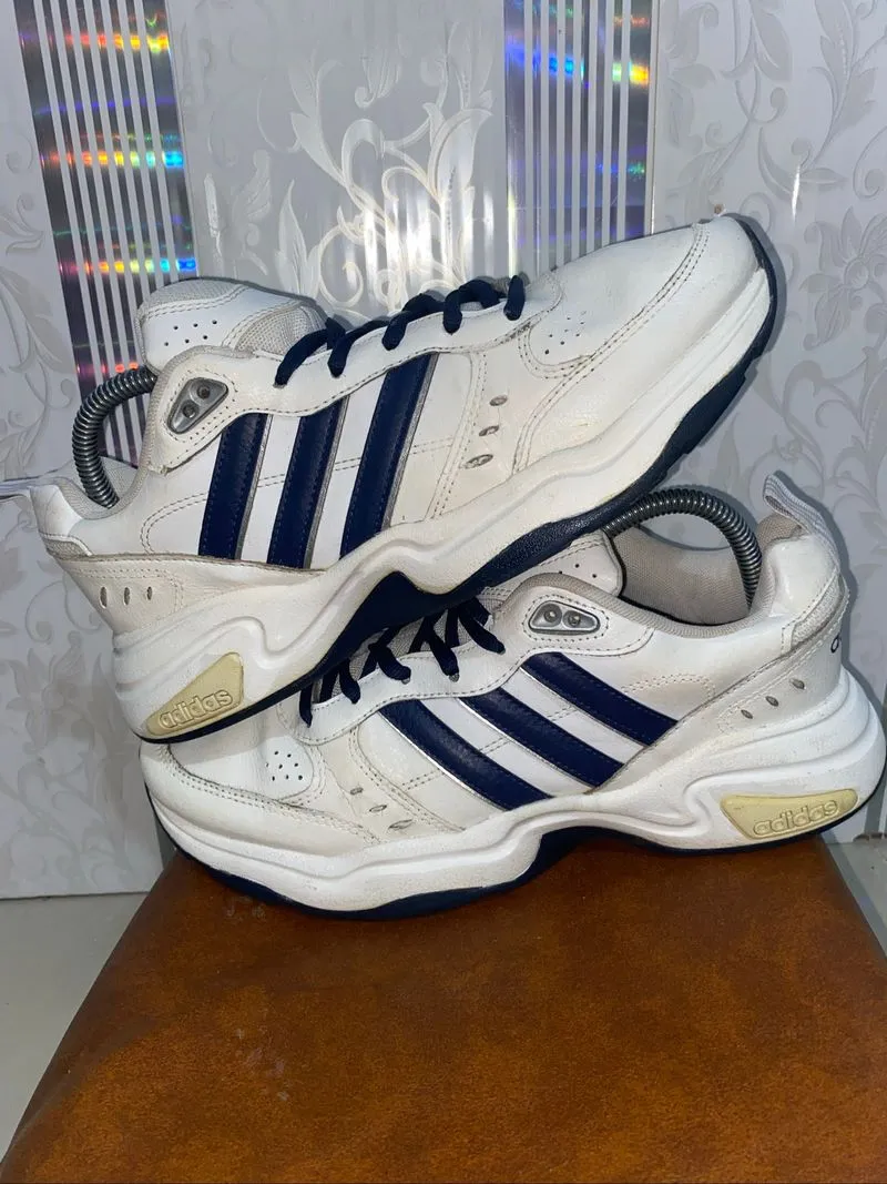 Sepatu Sport Casual Adidas Strutter White Legent Ink photo 1