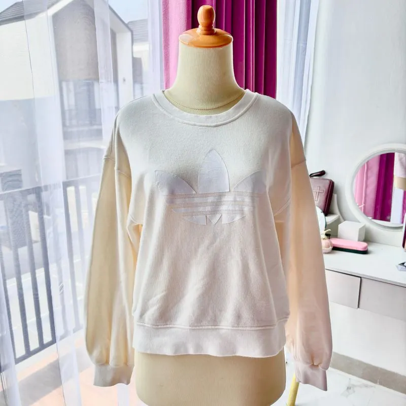 Adidas Casual Sweatshirt Wanita cream photo 1