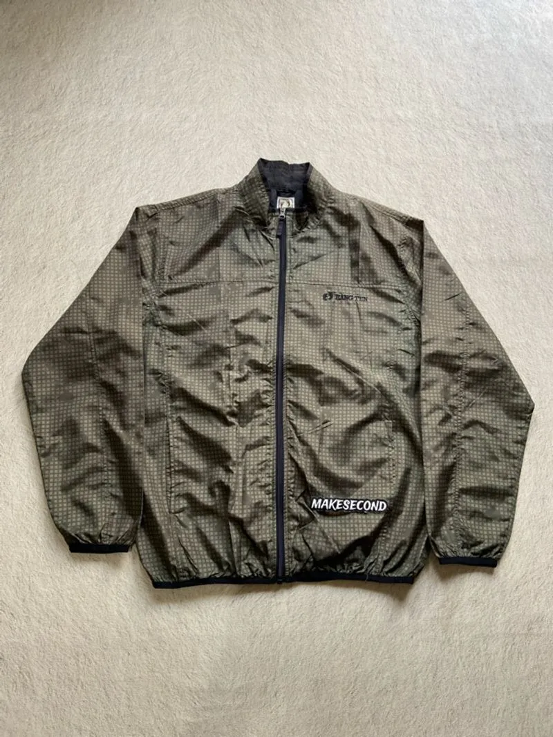 Plaid jacket hangten photo 1
