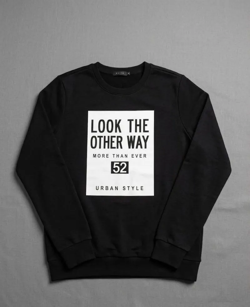 Sweatshirt Pria "Look The Other Way" - Urban Streetwear Edit photo 1