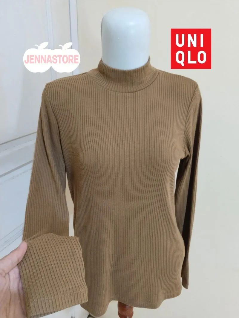 Turtleneck rajut Uniqlo photo 1