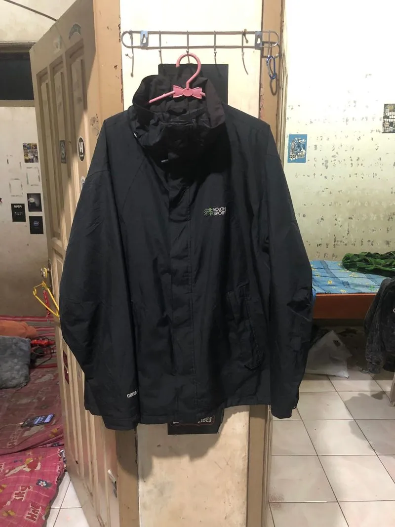 Jaket outdoor kolon goretex size L minus cuma ga ada hodie  photo 1