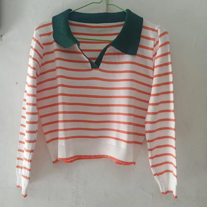 Croptop Sweater Rajut Korean Style Polo Stripe Wanita  photo 1