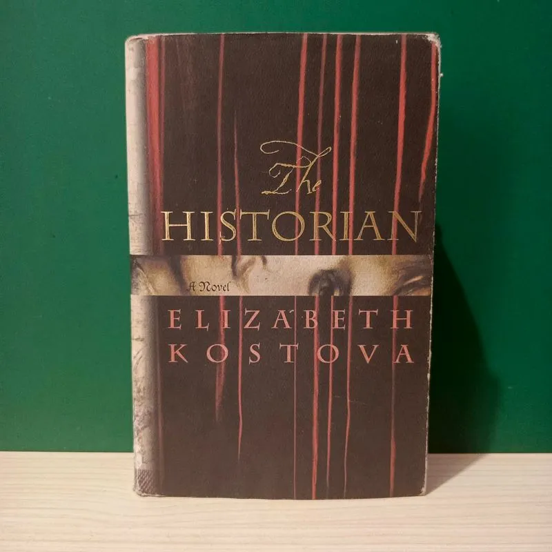 Novel The Historian (English Hardcover) by Elizabeth Kostova photo 1