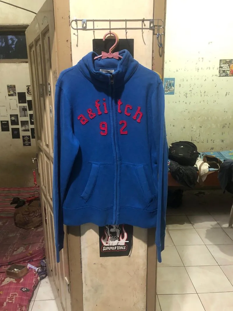 Tracktop abbercrombie size biru  photo 1