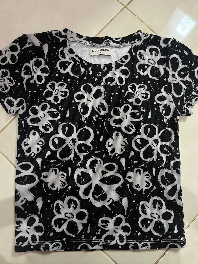 Colorbox Flower T-shirt photo 1