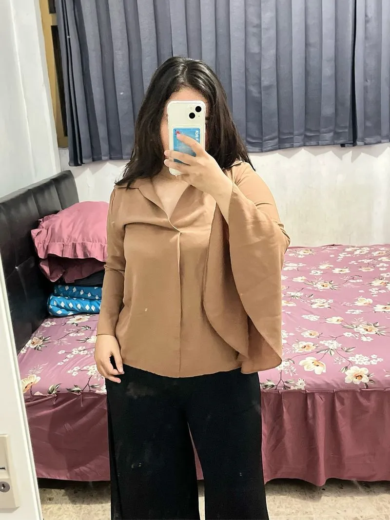 Blouse photo 1