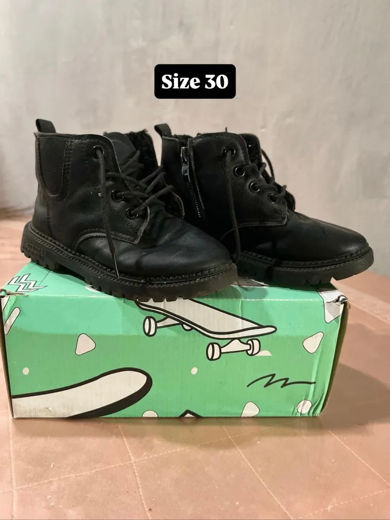 Boots anak photo 1