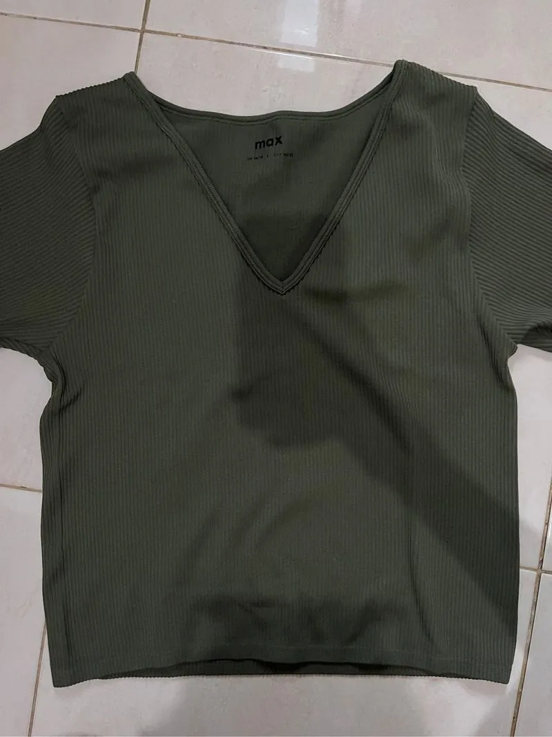 Max Green Knit Top photo 1