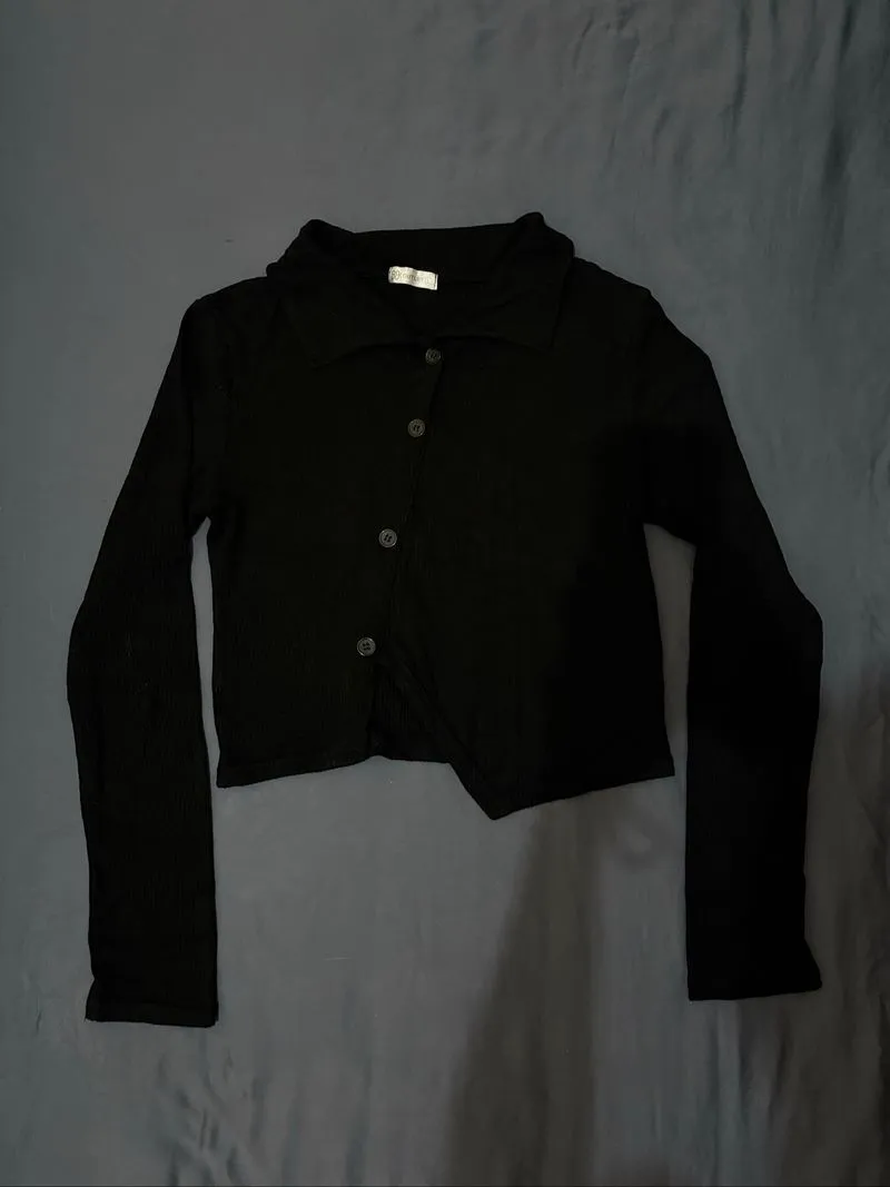 black longsleeve brand 99k photo 1