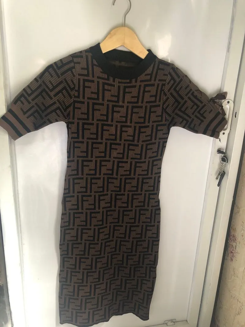 Luxury Minimalist Bodycon dress Wanita brown black photo 1