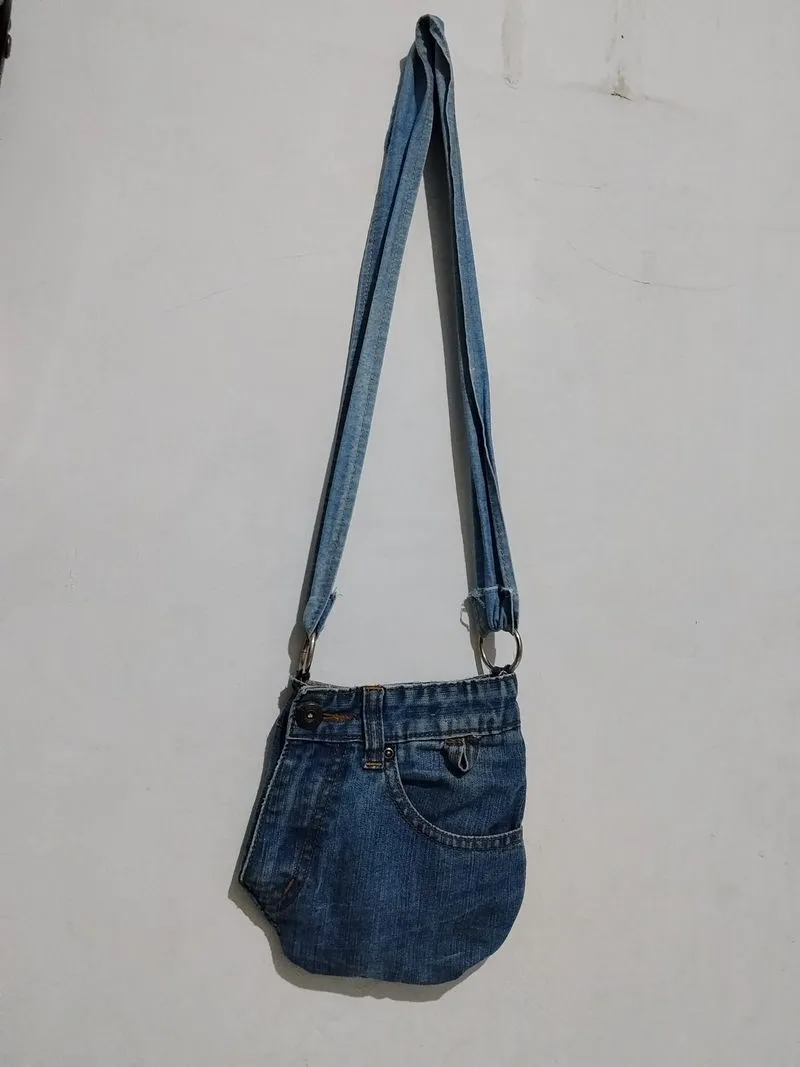 homemade denim slingbag photo 1