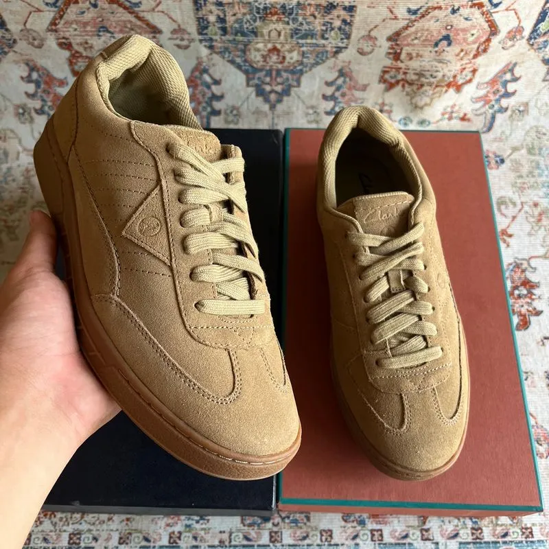 Clark authentic suede sneakers EU42 photo 1