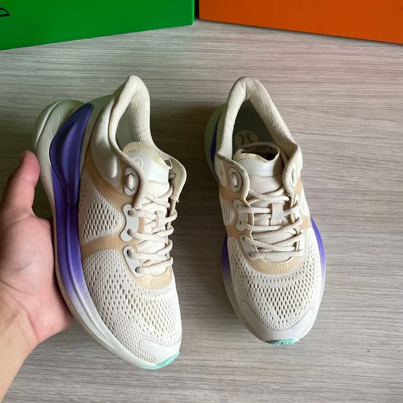 Lululemon blissfeel running size 36 photo 1