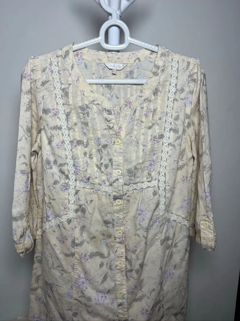 Floral Tshirt photo 1