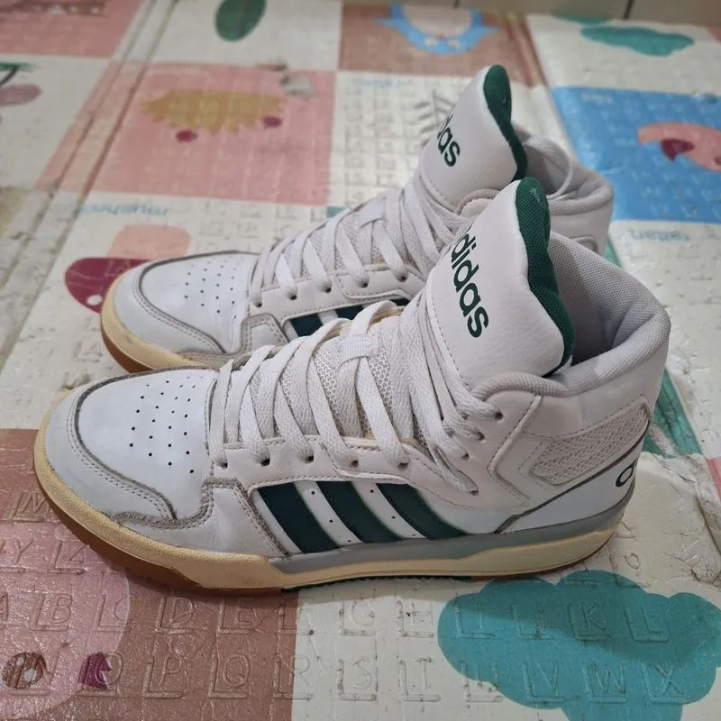 Sepatu Adidias Entrap Mid Size 40 / 25 cm photo 1