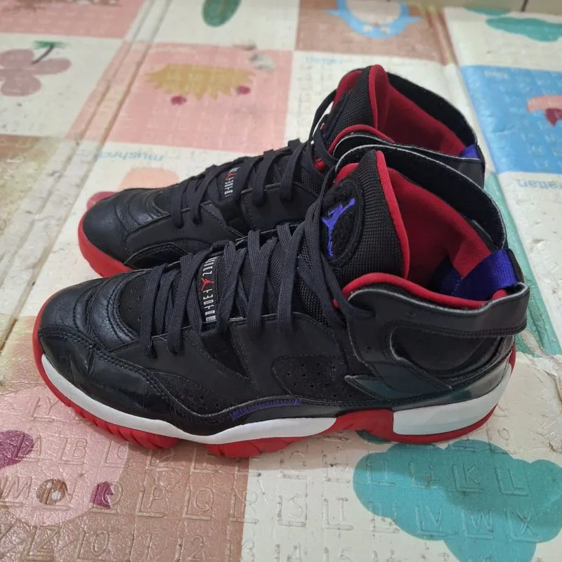 Sepatu Air Jordan Jumpman Two Trey  Size 42,5 / 27 cm  photo 1