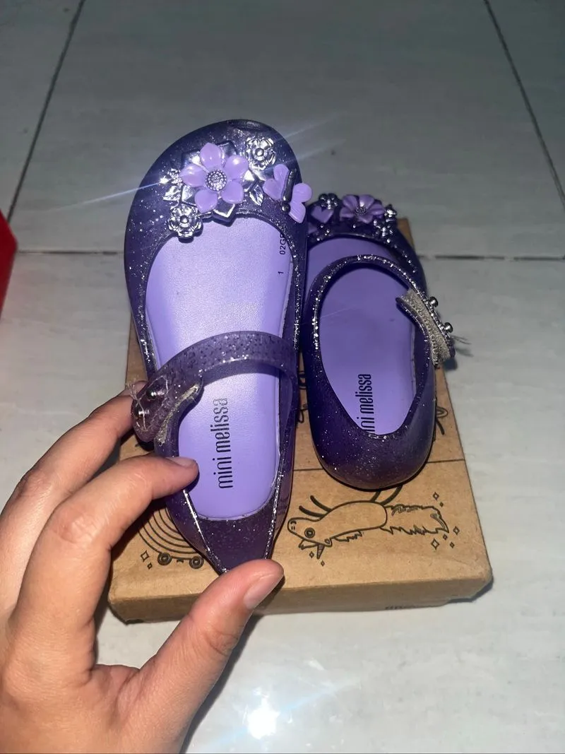 Preloved mini melissa size 22/23  photo 1