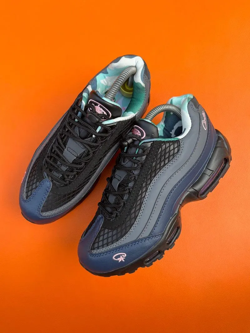 nike air max 95
 photo 1