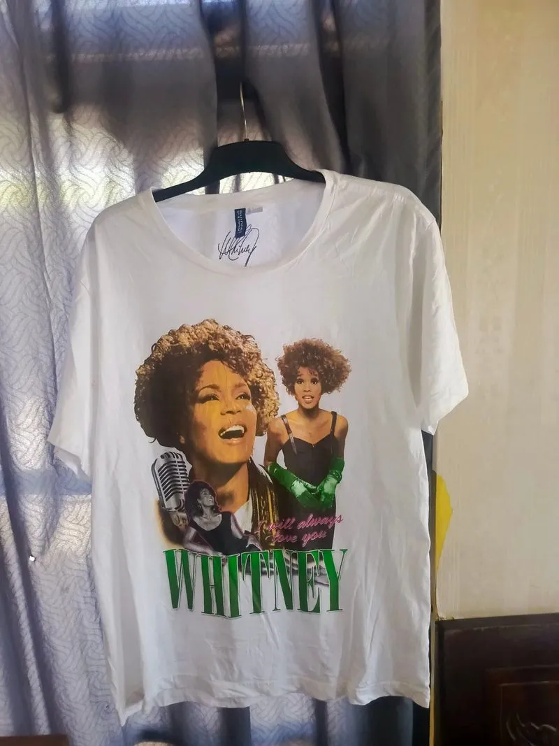 T-shirt h&M whitney photo 1