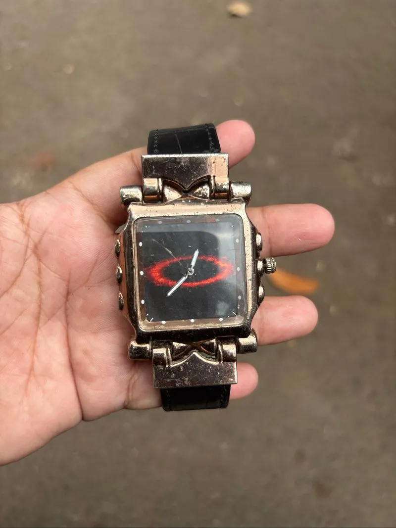 JAM TANGAN OAKLEY MINUTES MACHINE TITANIUM VTG photo 1