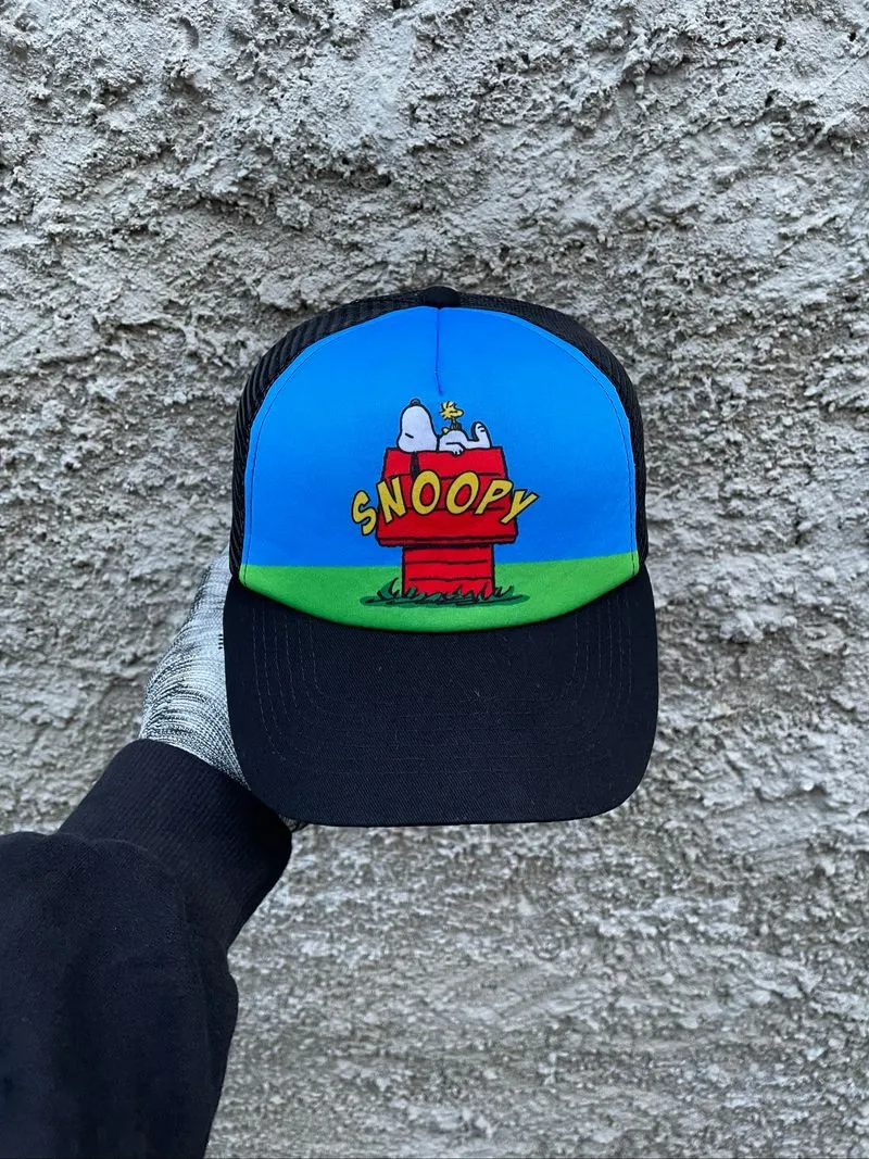 Topi Trucker Caps Peanuts- Snoopy photo 1