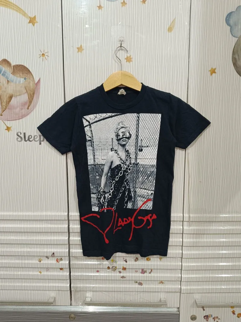 Tee Singer Lady Gaga Cr @2010 Tag Bay Island Authentic✅ photo 1