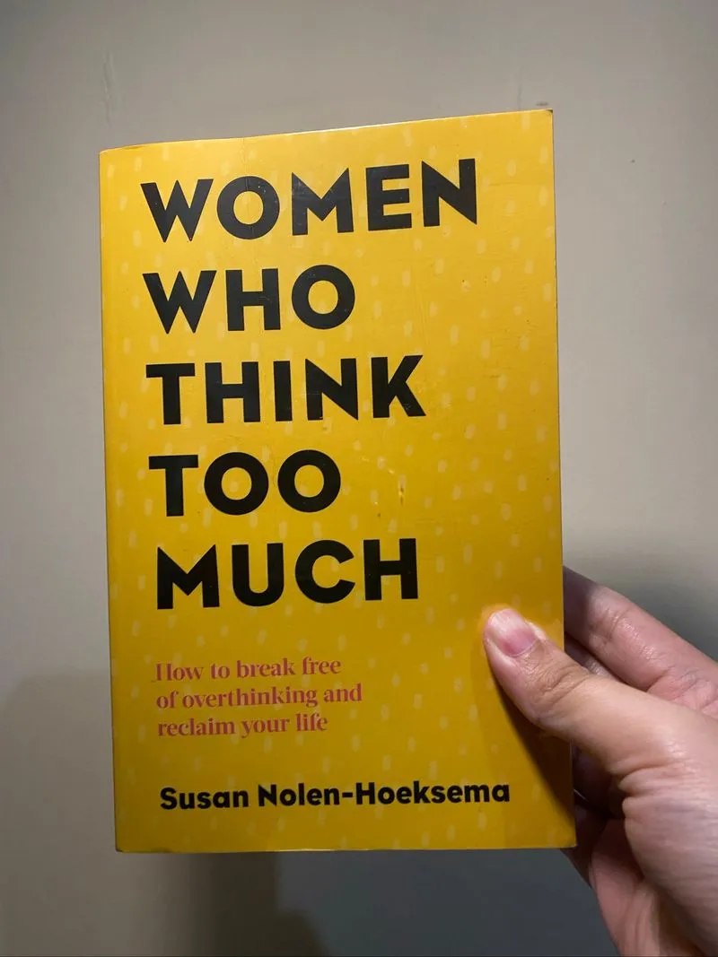 Women who think to much  photo 1