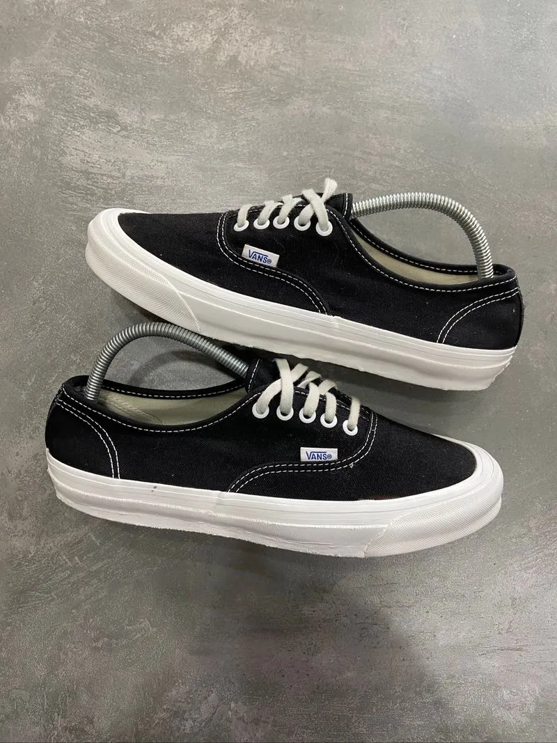 Vans Vault OG Authentic LX Black White Original photo 1