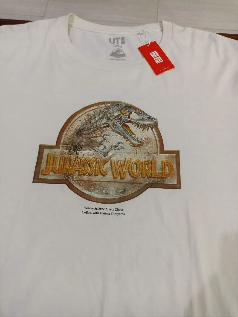 Jurassic World photo 1