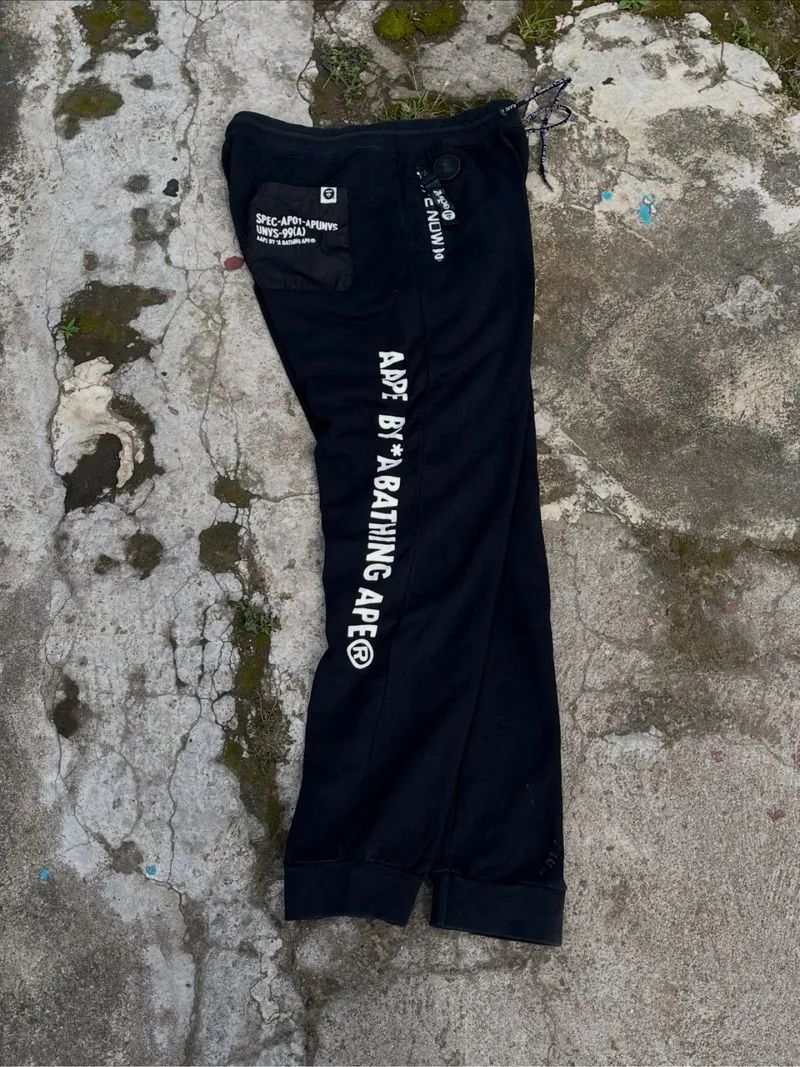 Aape Joggers size on tag 4XL  photo 1