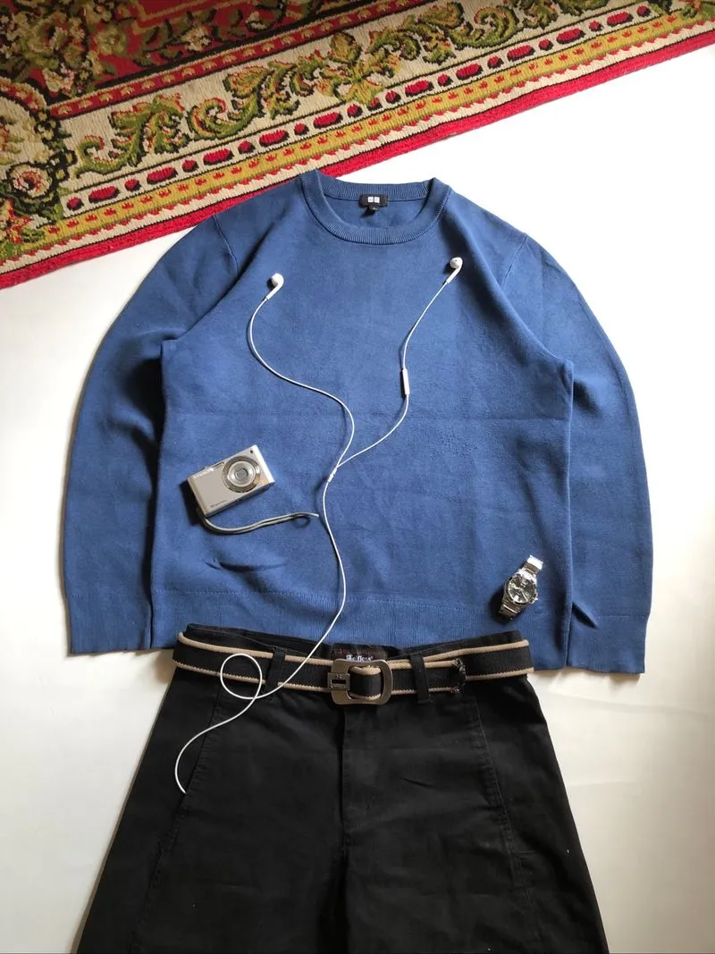 Knitwears Vintage and Streetwears, Brand Uniqlo biru photo 1