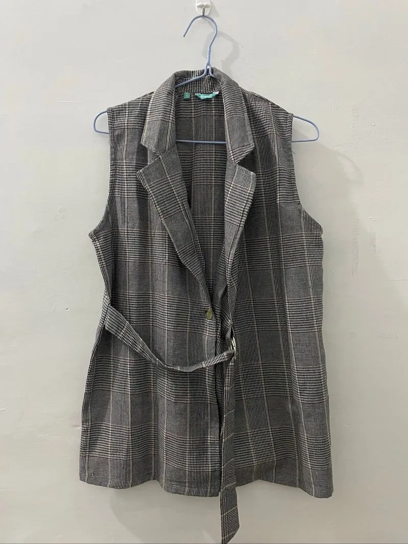 Outerwear grey vest photo 1