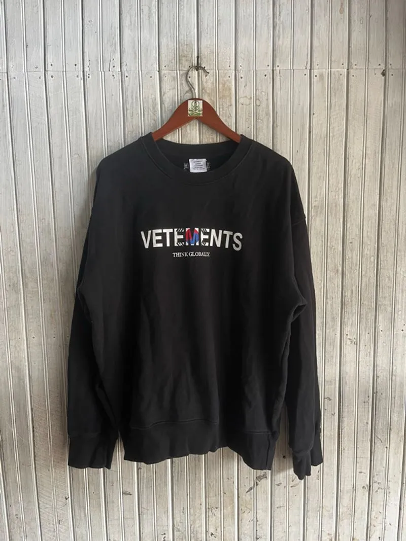 Crewneck Vetements South Korea photo 1
