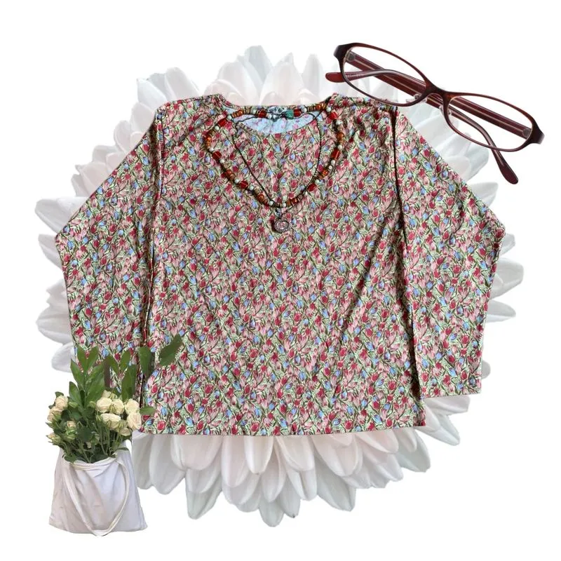Multicolor blouse top photo 1
