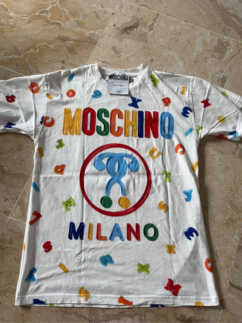 moschino kaos photo 1
