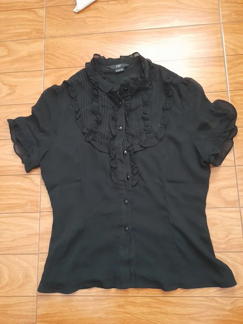 Blouse wanita lengan pendek  photo 1