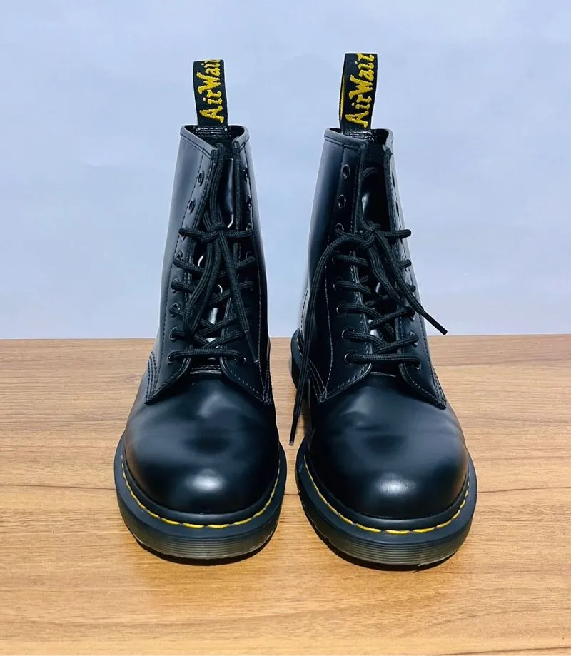 Dr. Martens 1460 Unisex Boots - Black Smooth photo 1
