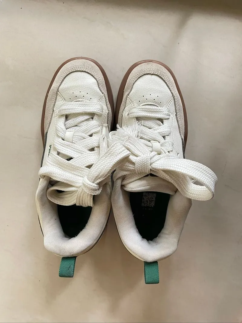 Puma Sneakers photo 1