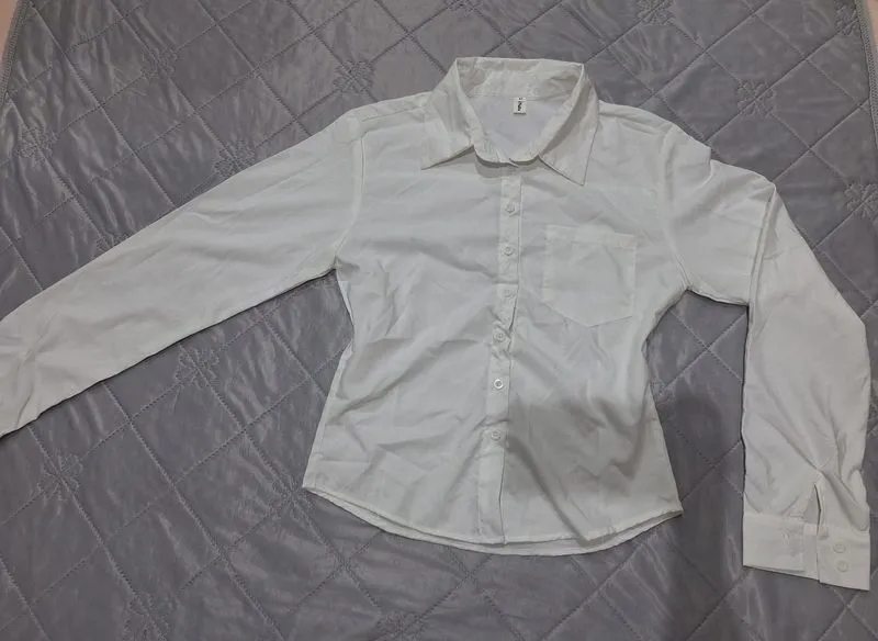 croptop shirt photo 1