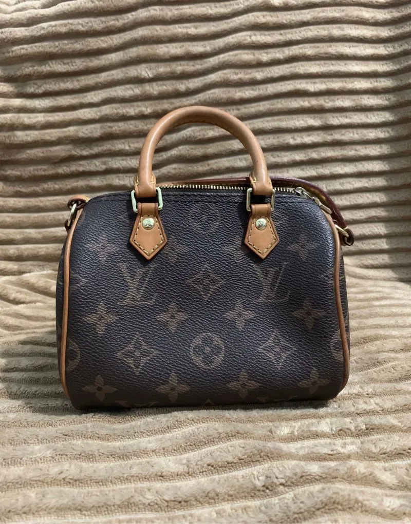 Louis Vuitton Nano Speedy photo 1