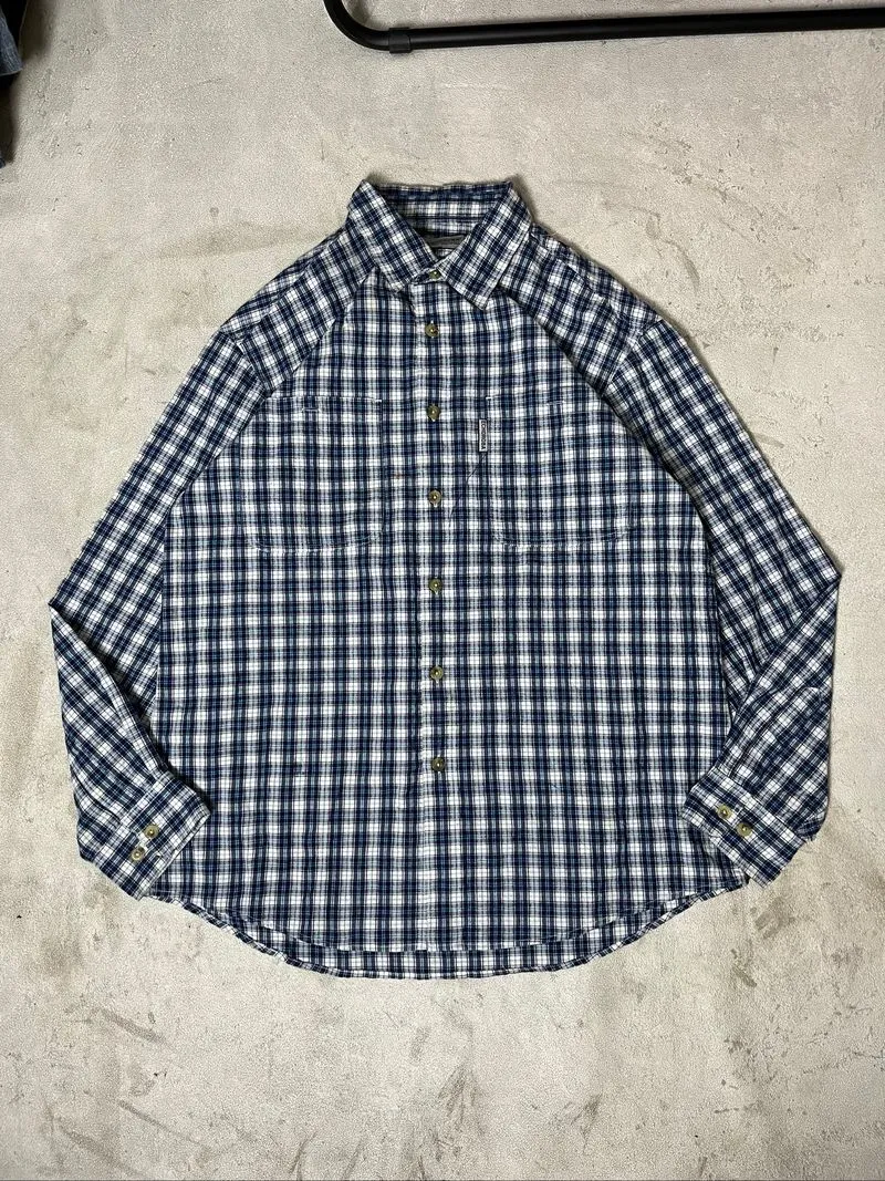 Longsleeve Shirt photo 1