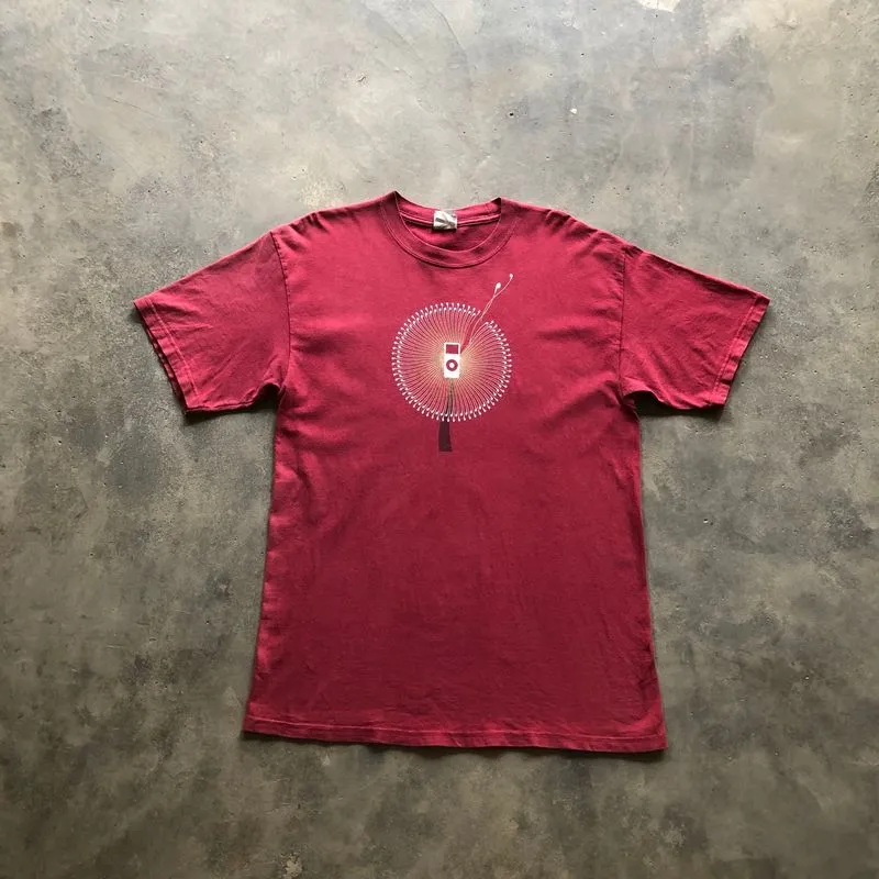 Vintage ipod grapic tee photo 1