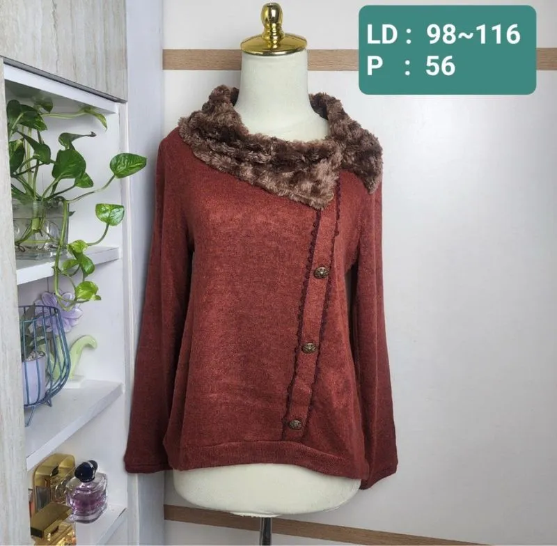 axes femme terracota red faux fur winter asymmetrical shirt photo 1